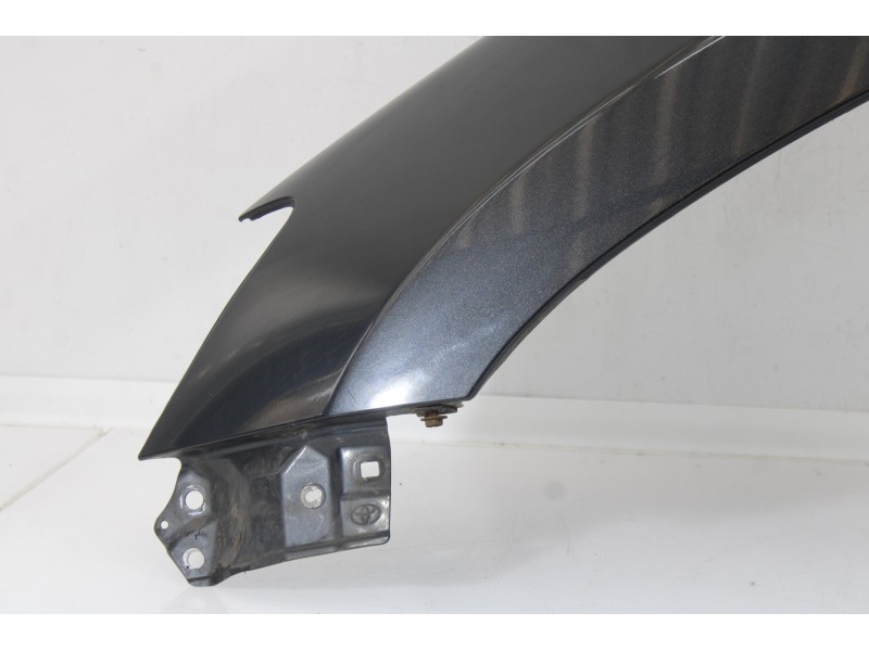 Recambio de aleta delantera izquierda para toyota rav 4 iii (_a3_) 2.2 d 4wd (ala30_) referencia OEM IAM   