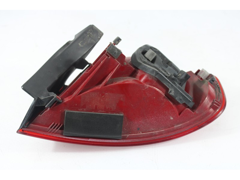 Recambio de piloto trasero izquierdo para audi a4 b8 (8k2) 2.0 tdi referencia OEM IAM 8K5945095B  