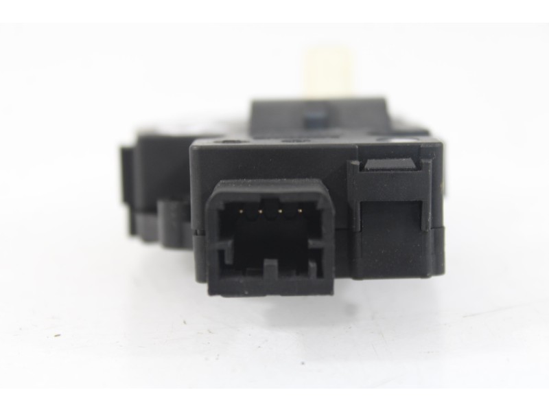 Recambio de motor trampilla calefaccion para audi a4 b8 (8k2) 2.0 tdi referencia OEM IAM 24032010  