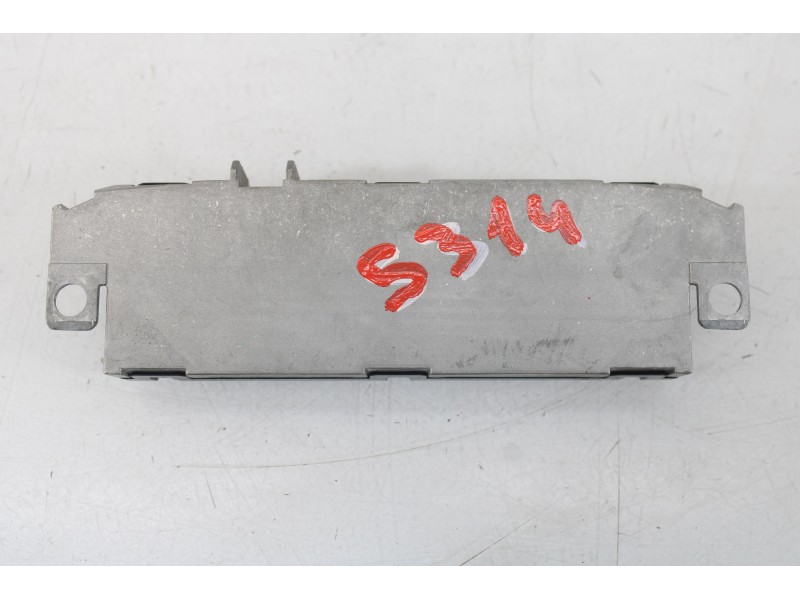 Recambio de amplificador antena para audi a4 b8 (8k2) 2.0 tdi referencia OEM IAM 8K5035225AA  