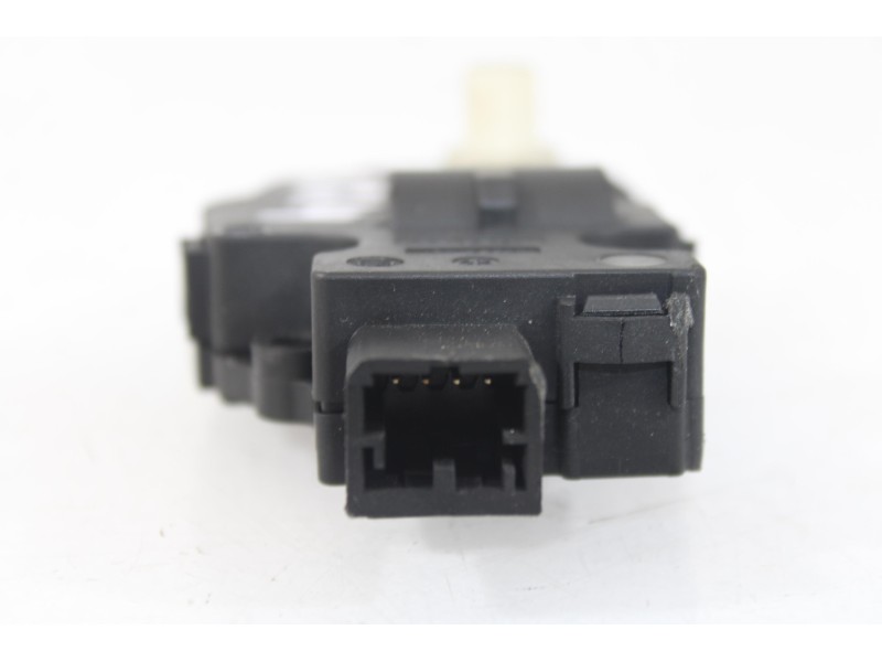 Recambio de motor trampilla calefaccion para audi a4 b8 (8k2) 2.0 tdi referencia OEM IAM 24032010  