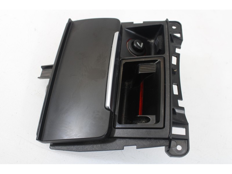 Recambio de cenicero para audi a4 b8 (8k2) 2.0 tdi referencia OEM IAM 8K0857965  