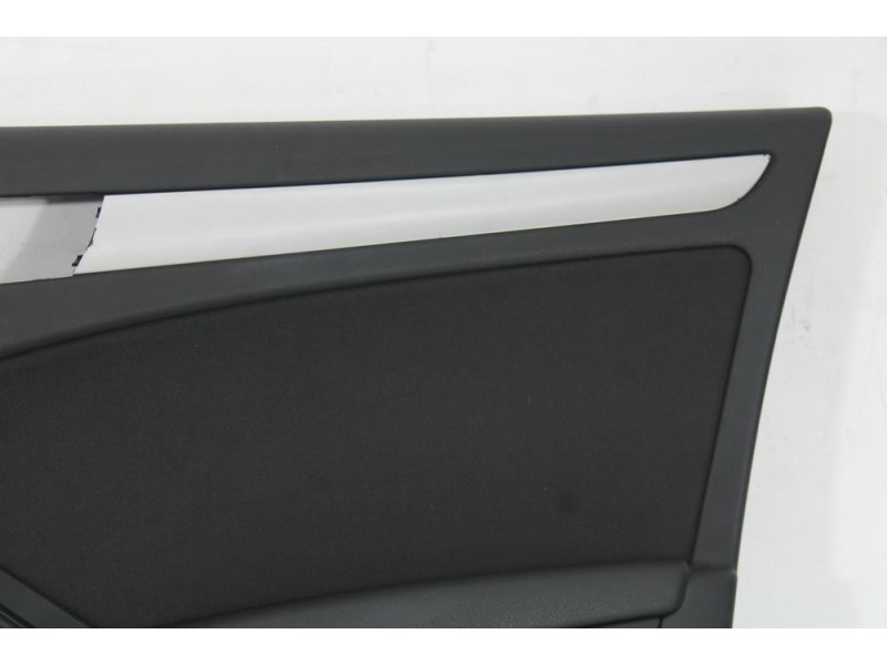 Recambio de guarnecido puerta delantera derecha para audi a4 b8 (8k2) 2.0 tdi referencia OEM IAM 8K1867106  