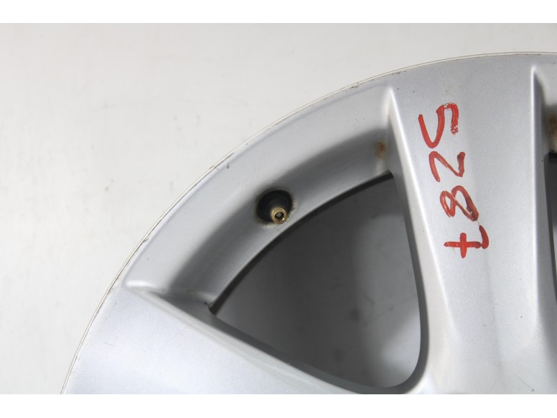 Recambio de llanta para toyota rav 4 iii (_a3_) 2.2 d 4wd (ala30_) referencia OEM IAM 5287/4  