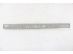 Recambio de moldura para mercedes-benz cla coupé (c117) cla 180 (117.342) referencia OEM IAM A2466805400  