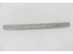 Recambio de moldura para mercedes-benz cla coupé (c117) cla 180 (117.342) referencia OEM IAM A2466805300  