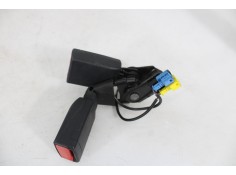 Recambio de anclaje cinturon trasero derecho para mercedes-benz cla coupé (c117) cla 180 (117.342) referencia OEM IAM   