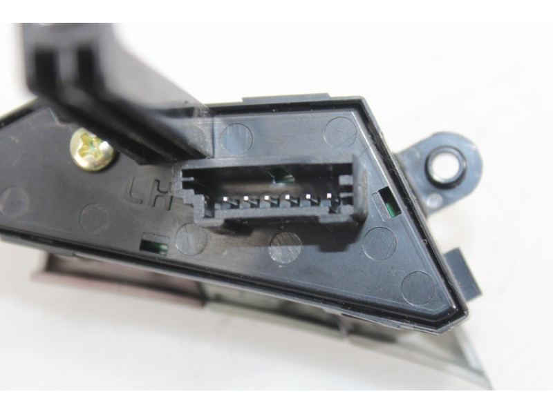 Recambio de mando volante para kia cee´d drive referencia OEM IAM 49D29C1110  