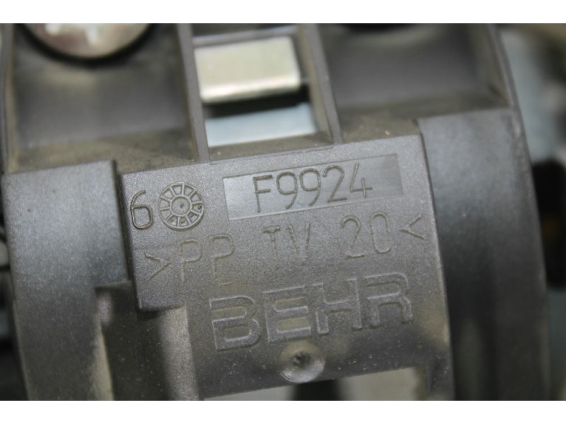 Recambio de motor calefaccion para bmw x3 (e83) 2.0 d referencia OEM IAM F9924  