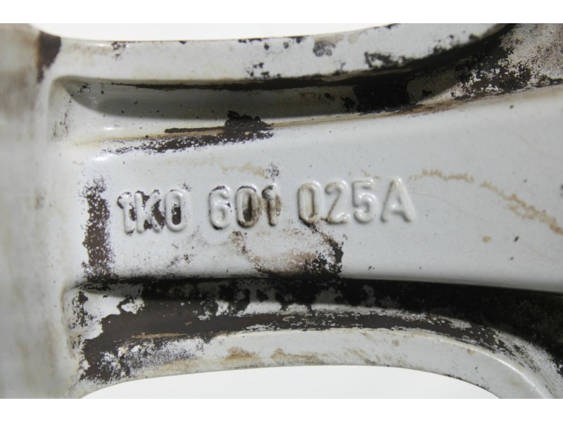 Recambio de llanta para volkswagen golf v (1k1) 1.9 tdi referencia OEM IAM 1K0601025A/2  