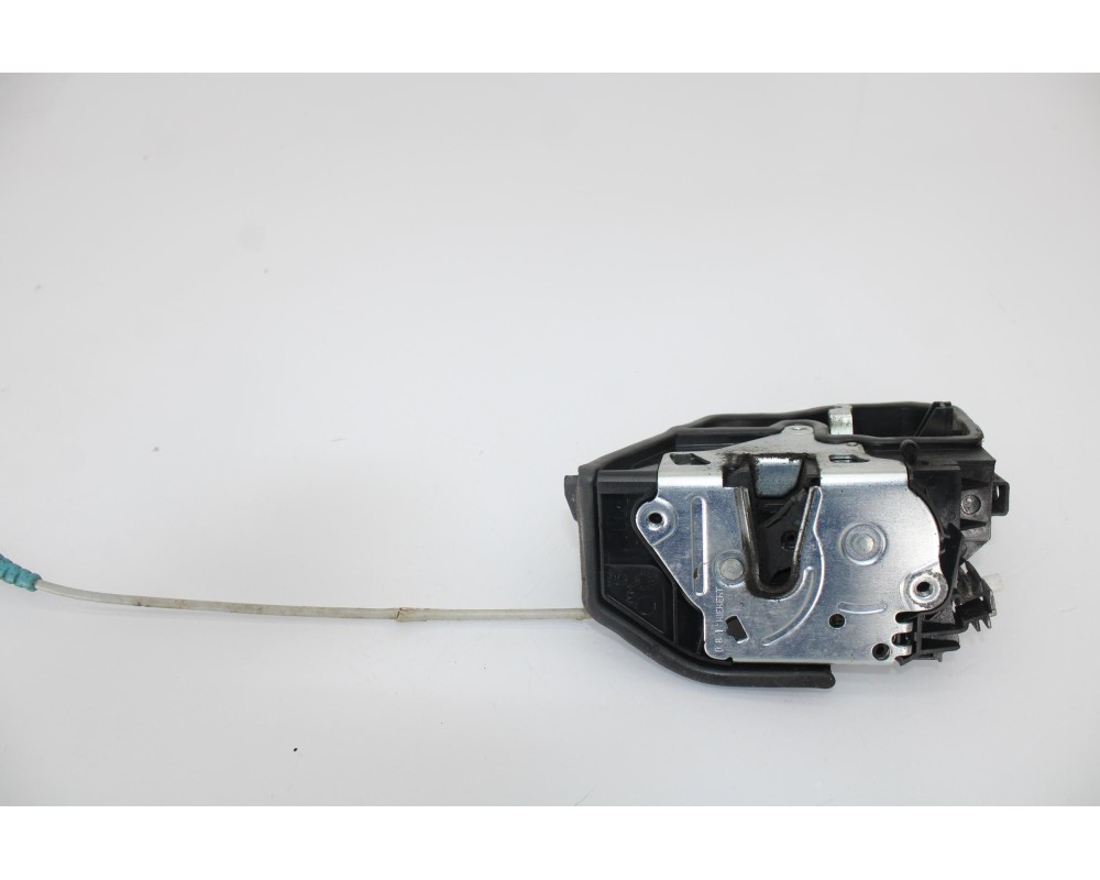 Recambio de cerradura puerta trasera izquierda para bmw serie 1 berlina (e81/e87) 116d referencia OEM IAM 7202147  