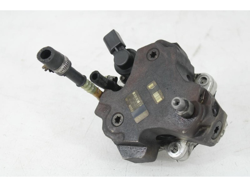 Recambio de bomba inyeccion para bmw x3 (e83) 2.0 d referencia OEM IAM 7788670  