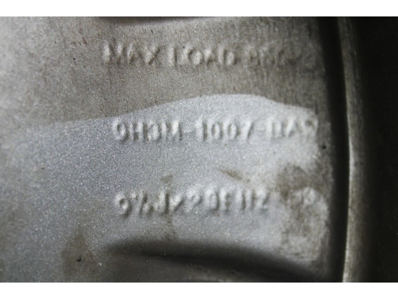 Recambio de llanta para land rover range rover sport hse dynamic referencia OEM IAM 9H3M-100/-DAW  