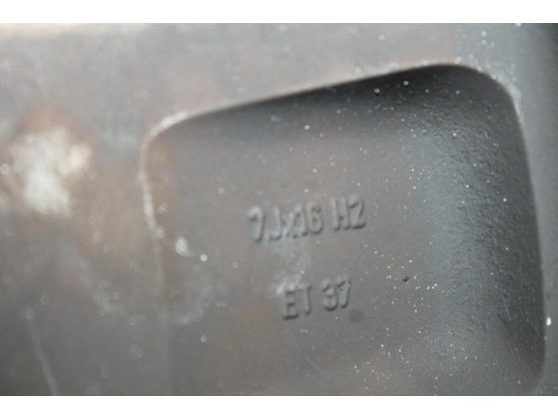 Recambio de llanta para skoda superb i (3u4) 1.9 tdi referencia OEM IAM 3U0601025G  /3  