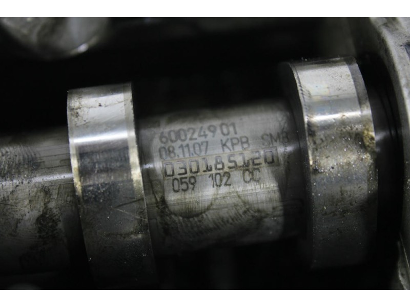 Recambio de culata para audi a5 coupe (8t) 2.7 tdi referencia OEM IAM 1059354BD  