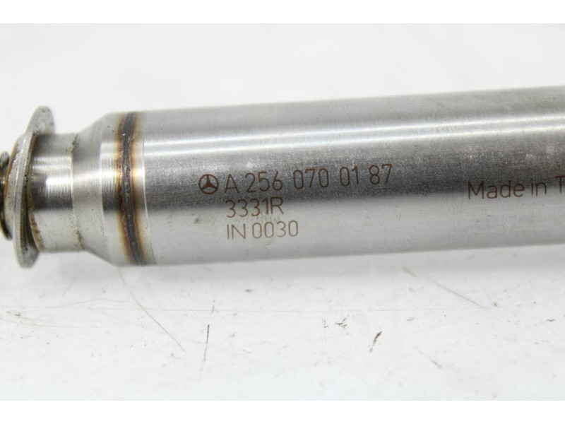 Recambio de inyector para mercedes-benz clase cla (w117) cla 180 (117.342) referencia OEM IAM A2560700187  