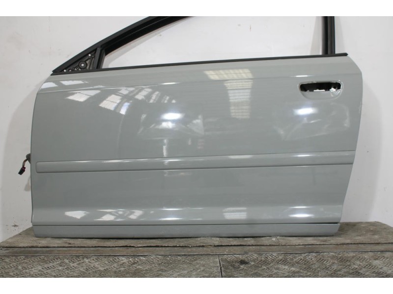 Recambio de puerta delantera izquierda para audi a3 (8p1) 1.9 tdi referencia OEM IAM   