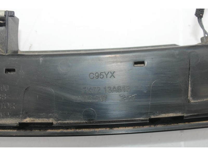 Recambio de piloto trasero central para land rover evoque hse referencia OEM IAM FK7213A613  