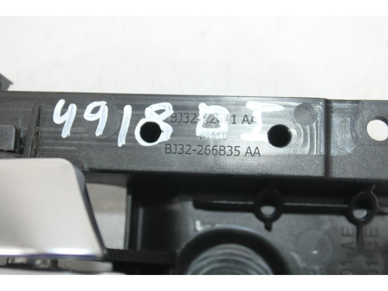 Recambio de maneta interior delantera izquierda para land rover range rover evoque (l538) 2.2 d referencia OEM IAM 8X2322600AE  