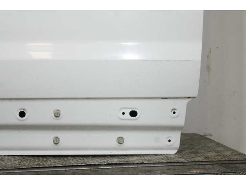 Recambio de puerta delantera izquierda para land rover range rover evoque (l538) 2.2 d referencia OEM IAM   