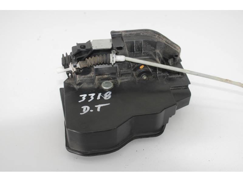 Recambio de cerradura puerta trasera derecha para bmw serie 1 berlina (e81/e87) 116d referencia OEM IAM 7202148  