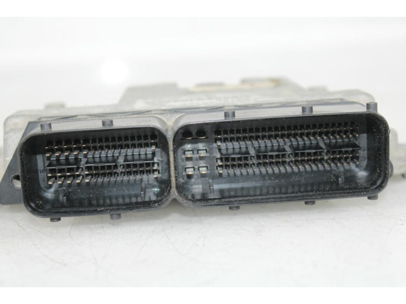 Recambio de centralita motor uce para hyundai ix35 (lm, el, elh) 1.7 crdi referencia OEM IAM 391992ABB3  