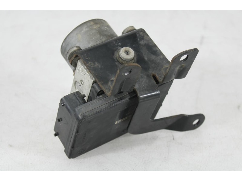 Recambio de abs para hyundai ix35 (lm, el, elh) 1.7 crdi referencia OEM IAM 589202Y670  