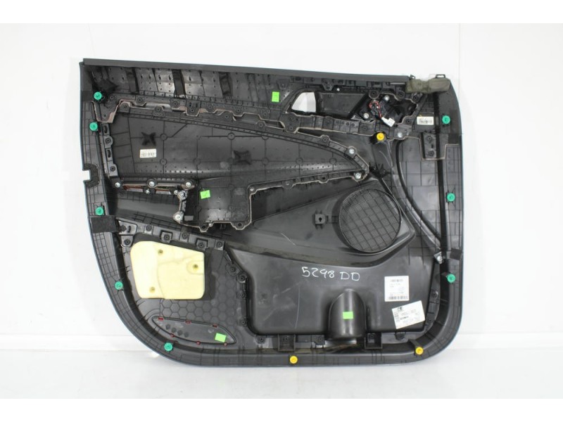 Recambio de guarnecido puerta delantera derecha para hyundai tucson (tl, tle) 1.7 crdi referencia OEM IAM 82361D7000 / 82381D700