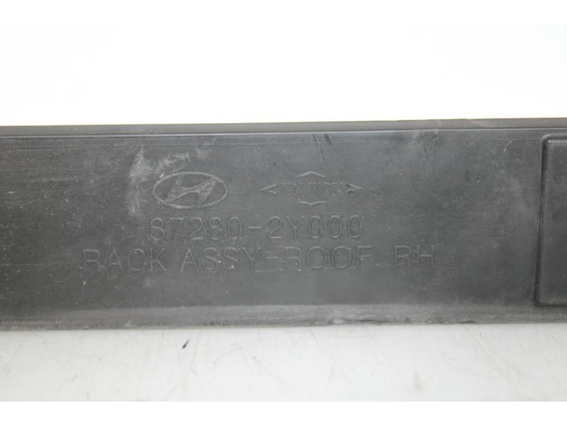 Recambio de barra techo derecha para hyundai ix35 (lm, el, elh) 1.7 crdi referencia OEM IAM 872802Y000  