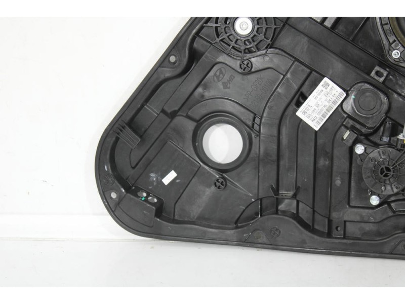 Recambio de elevalunas trasero izquierdo para hyundai tucson (tl, tle) 1.7 crdi referencia OEM IAM 9215000100 / 83450D7000  