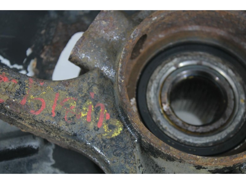 Recambio de mangueta delantera izquierda para hyundai ix35 (lm, el, elh) 1.7 crdi referencia OEM IAM 2Y510  