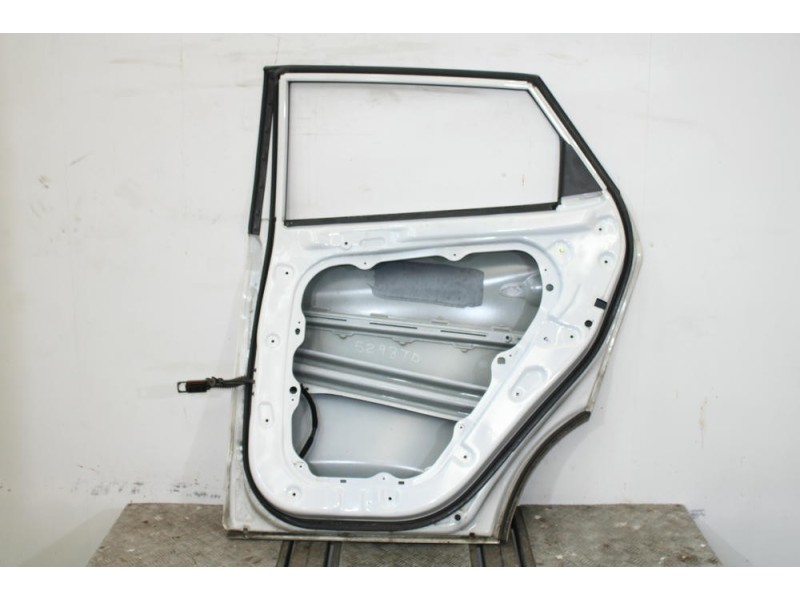 Recambio de puerta trasera derecha para hyundai tucson (tl, tle) 1.7 crdi referencia OEM IAM   