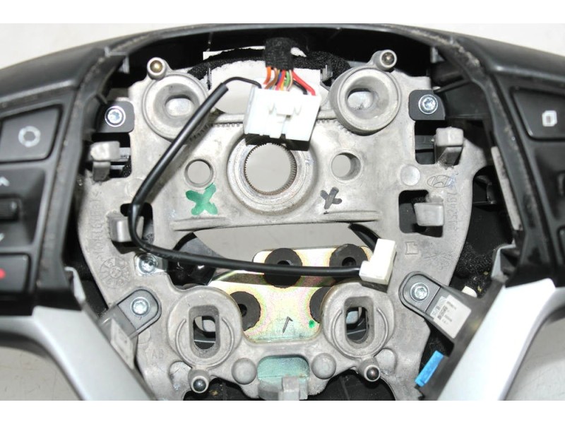 Recambio de volante para hyundai tucson (tl, tle) 1.7 crdi referencia OEM IAM 309246981BCHAC / 73205588  