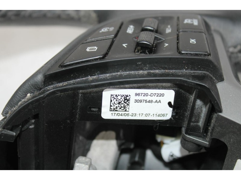 Recambio de volante para hyundai tucson (tl, tle) 1.7 crdi referencia OEM IAM 309246981BCHAC / 73205588  