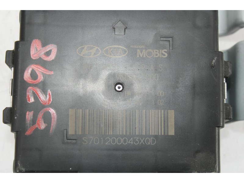 Recambio de centralita parking para hyundai tucson (tl, tle) 1.7 crdi referencia OEM IAM 96880D7000  