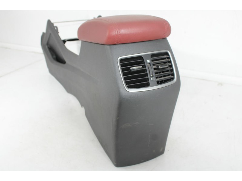 Recambio de consola central para hyundai tucson (tl, tle) 1.7 crdi referencia OEM IAM 84678D750 / 84612D7501  