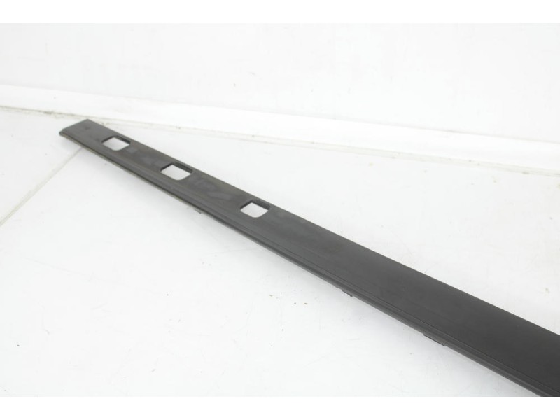 Recambio de moldura exterior izquierda para hyundai tucson (tl, tle) 1.7 crdi referencia OEM IAM   