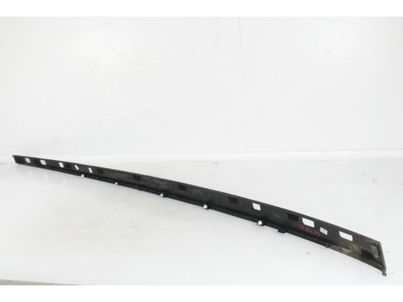 Recambio de moldura exterior derecha para hyundai tucson (tl, tle) 1.7 crdi referencia OEM IAM   