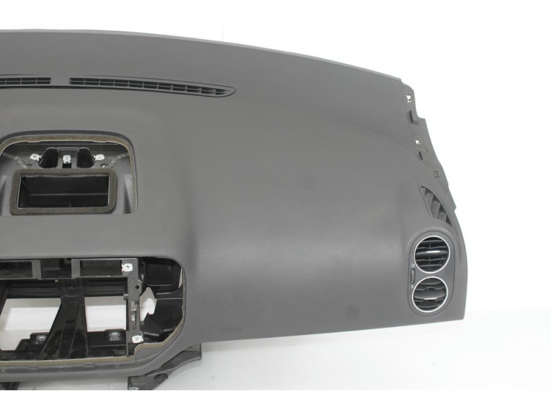 Recambio de salpicadero para volkswagen golf plus v (5m1, 521) 1.9 tdi referencia OEM IAM 5M1857669  