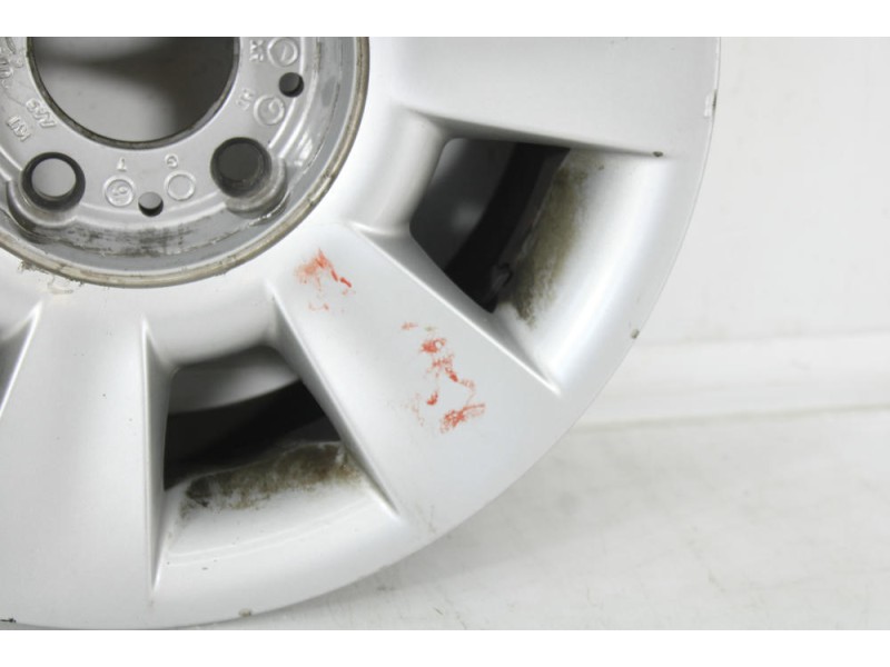 Recambio de llanta para bmw 5 (e39) 520 d referencia OEM IAM 675176313  