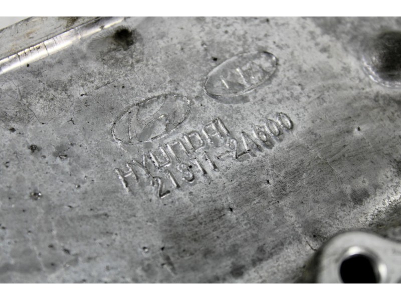 Recambio de tapa distribucion para hyundai tucson (tl, tle) 1.7 crdi referencia OEM IAM 213112A600  