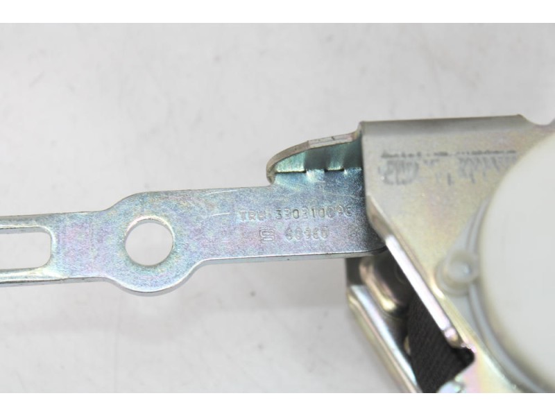 Recambio de cinturon seguridad trasero derecho para bmw 5 (f10) 520 d referencia OEM IAM 33061254B  