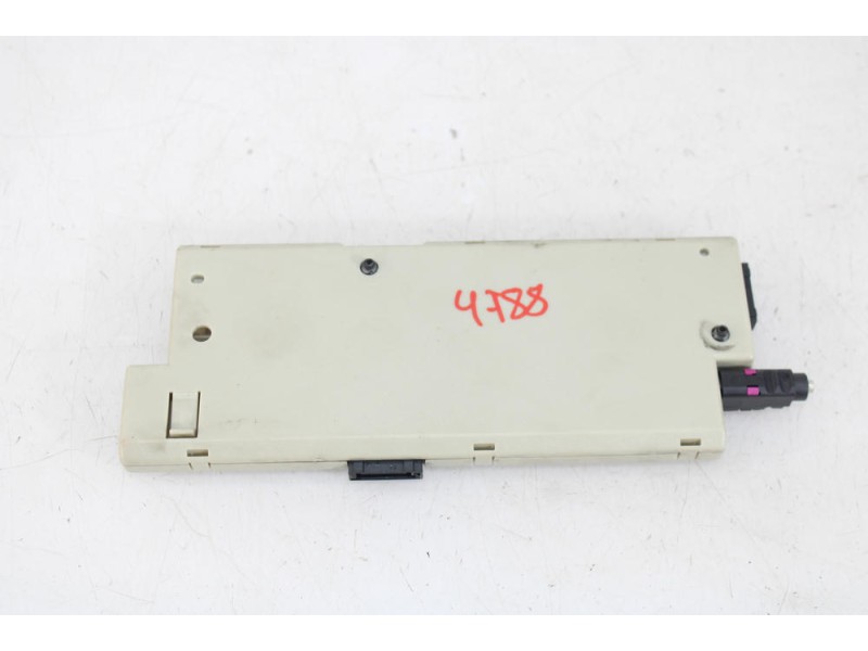 Recambio de amplificador antena para bmw 5 (f10) 520 d referencia OEM IAM 21367510  