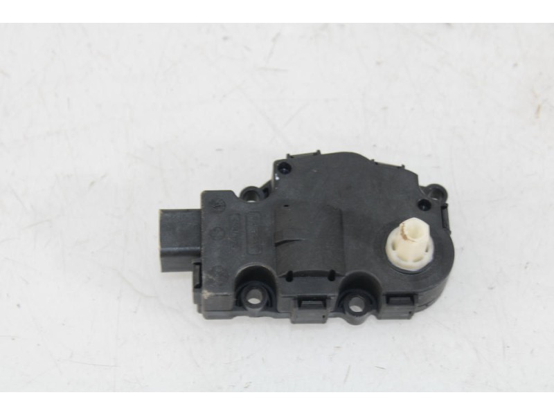 Recambio de motor trampilla calefaccion para bmw 5 (f10) 520 d referencia OEM IAM EFB430  