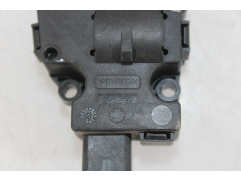 Recambio de motor trampilla calefaccion para bmw 5 (f10) 520 d referencia OEM IAM EFB430  