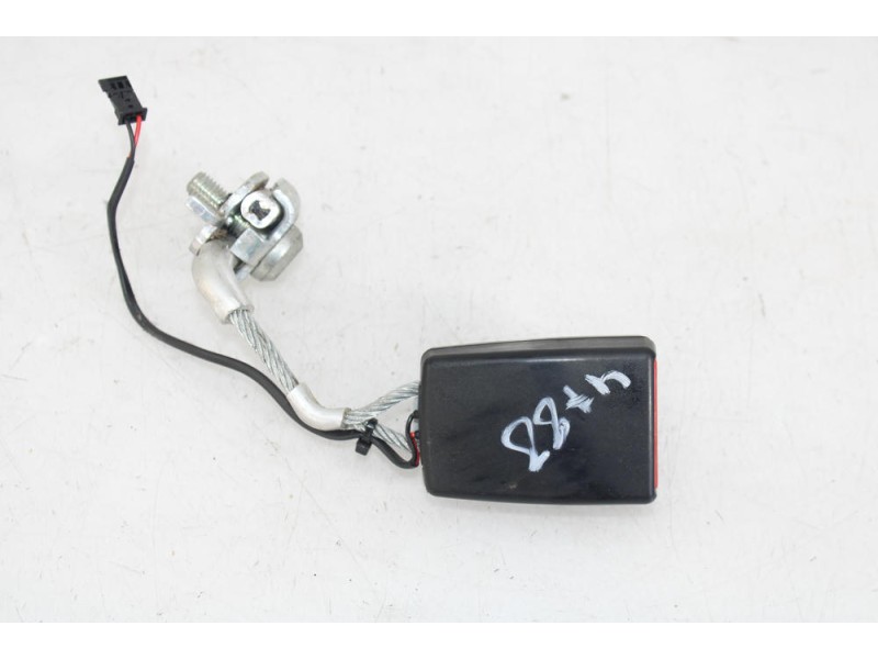 Recambio de anclaje cinturon trasero para bmw 5 (f10) 520 d referencia OEM IAM 724327307  