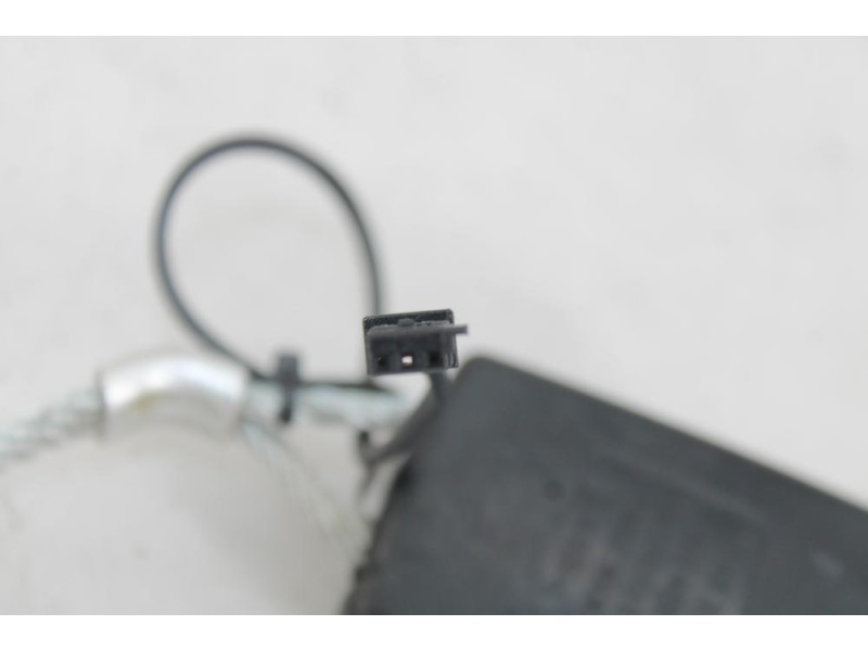 Recambio de anclaje cinturon trasero para bmw 5 (f10) 520 d referencia OEM IAM 724327307  