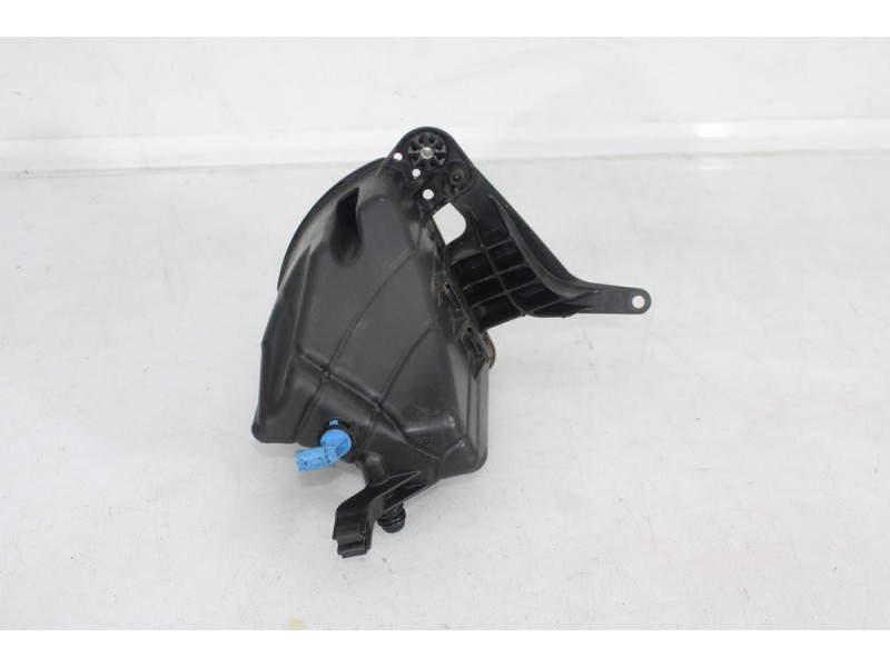 Recambio de deposito expansion para bmw 5 (f10) 520 d referencia OEM IAM 10808611  