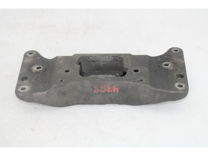 Recambio de soporte cambio para bmw 5 (f10) 520 d referencia OEM IAM 19664510  