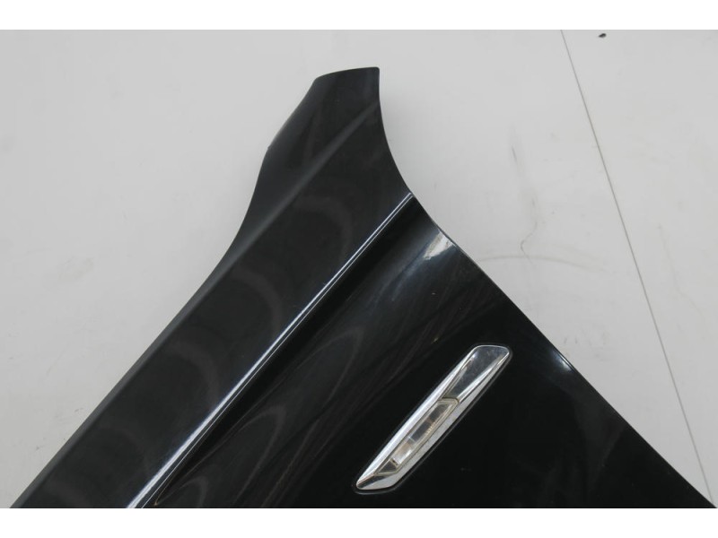 Recambio de aleta delantera izquierda para bmw 5 (f10) 520 d referencia OEM IAM   